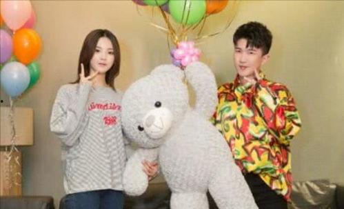 娱乐圈的吃瓜博主,明星背后的那些事儿